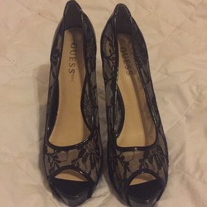 Guess size 8 black lace pumps!